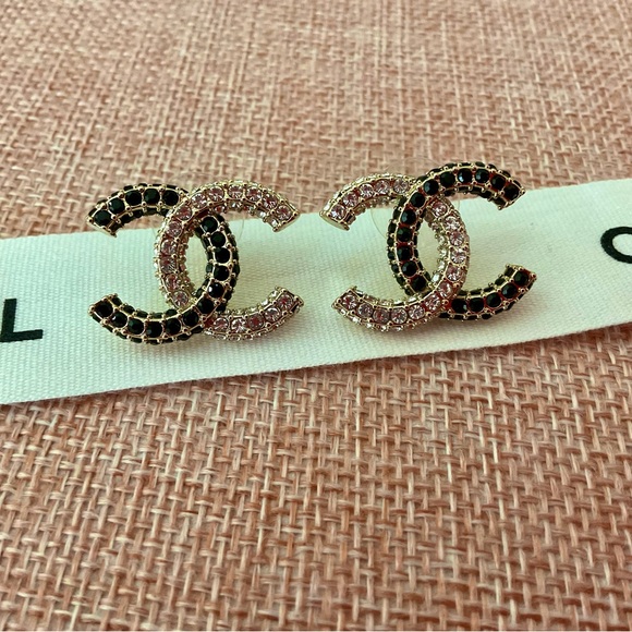 Like New Chanel CC Crystal Gemstone Earrings - Picture 7 of 10